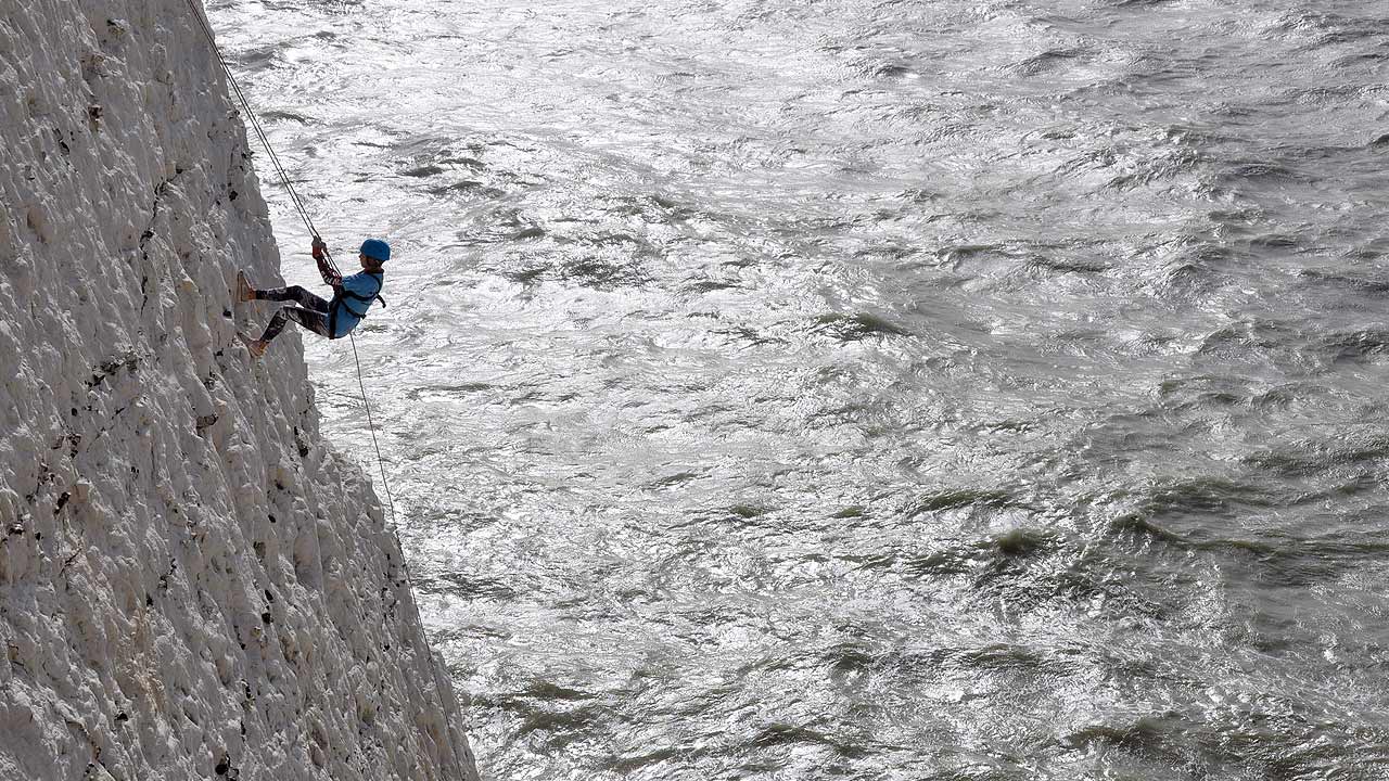 abseil peacehaven