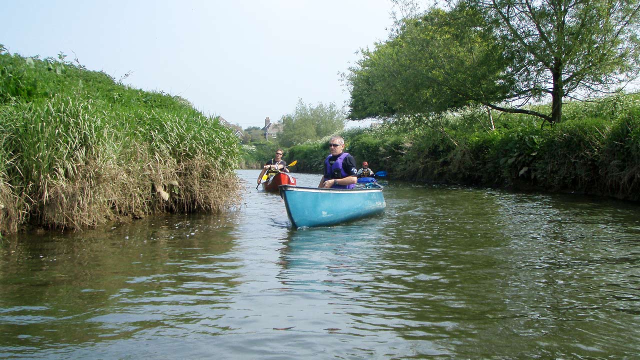 canoeing corporate team building sussex kent