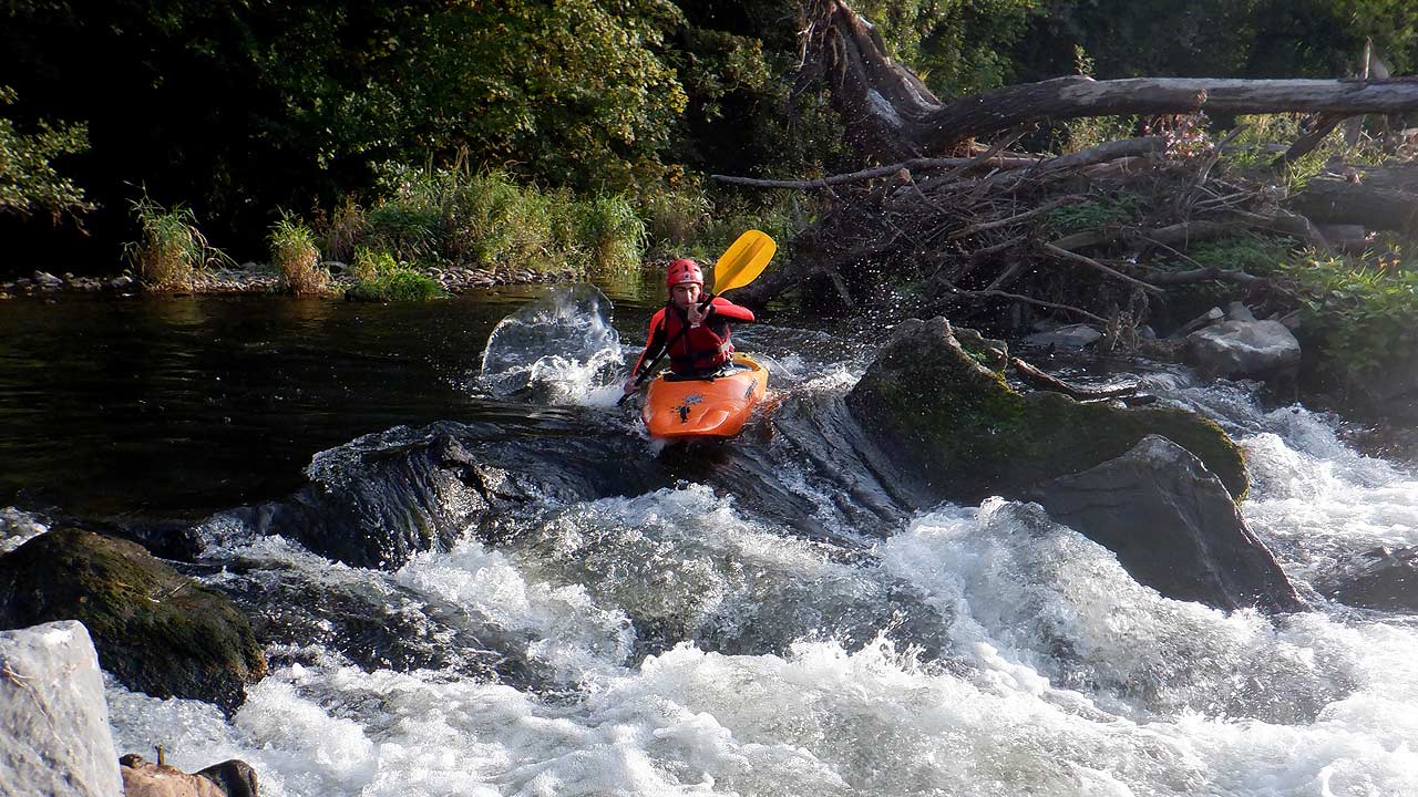 Intermediate kayak canoe courses lessons