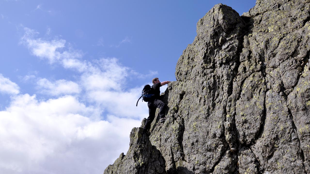 scrambling courses holidays