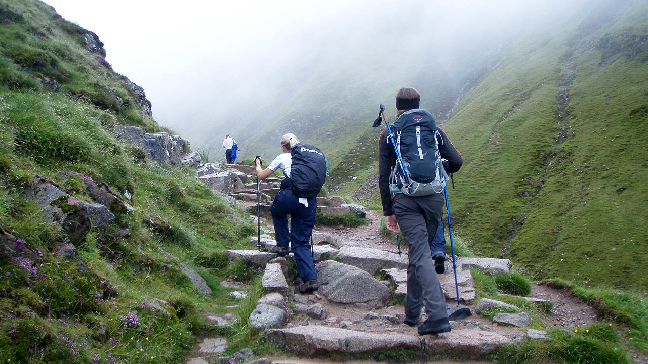 uk peaks challenge mountain